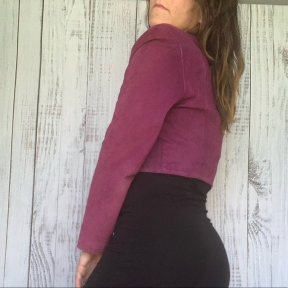 Danier Burgundy-Purple Cropped Suede Blazer Jacket - Picture 5 of 5